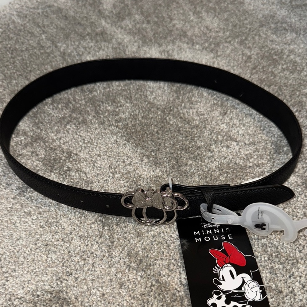 NEW Minnie Mouse Black Belt with Silver Bow Buckle